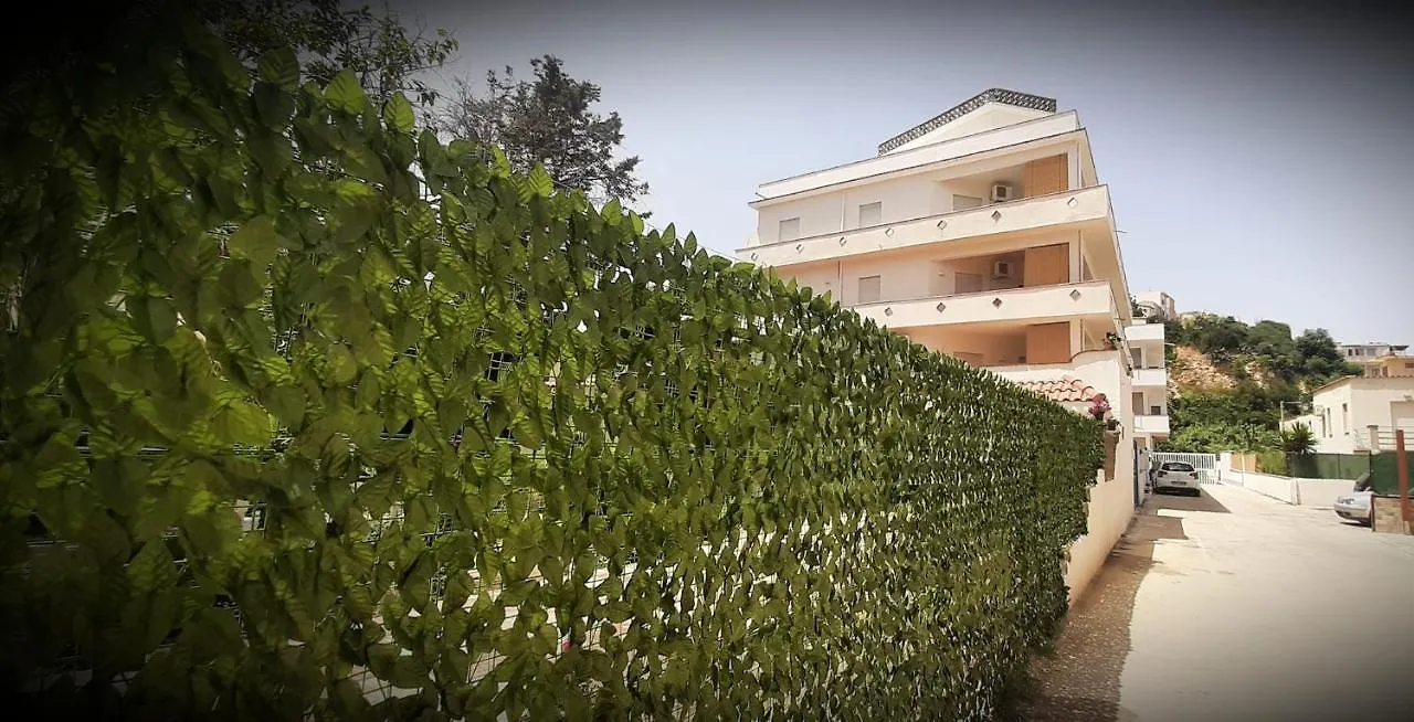 Onda Blu: Panoramic Apartment with Veranda and Parking Alcamo Marina 0*,  Italy