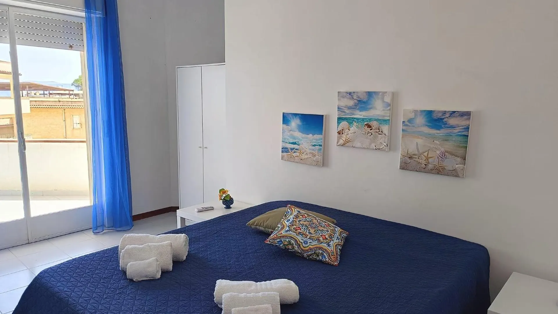 Onda Blu: Panoramic Apartment with Veranda and Parking Alcamo Marina 0*,  Italy